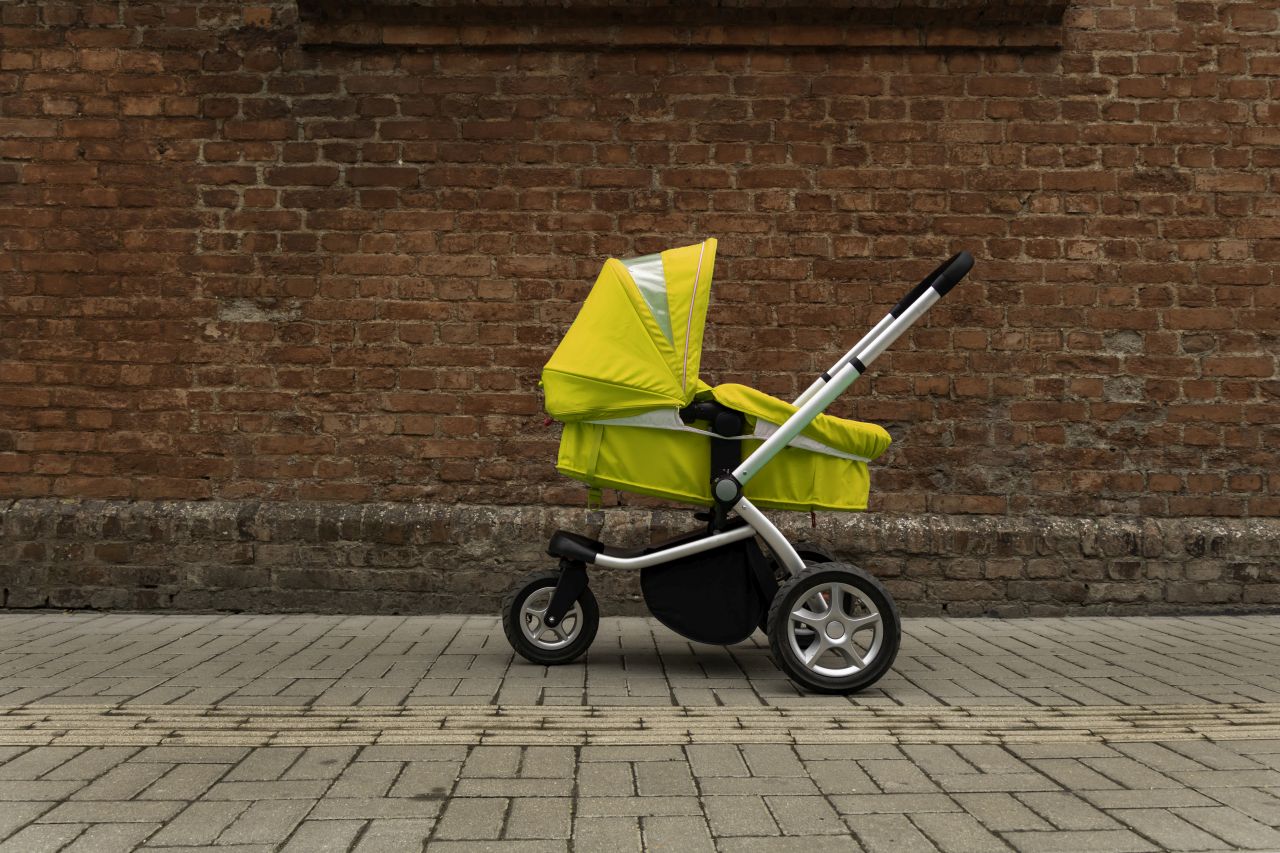Na jakie funkcje wózka dziecięcego zwracać uwagę przy zakupie?